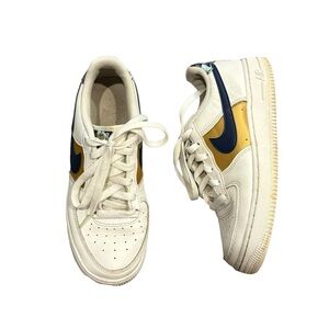 Nike Air Force 1 Floral Sneakers